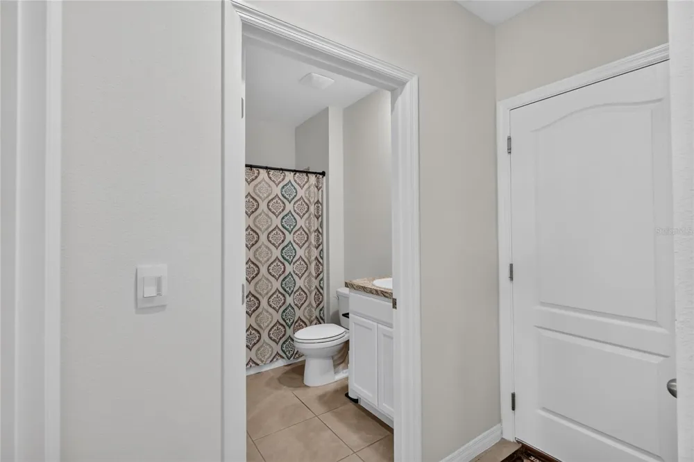 787 AUBURN GROVE CT. Auburndale, FL 33823