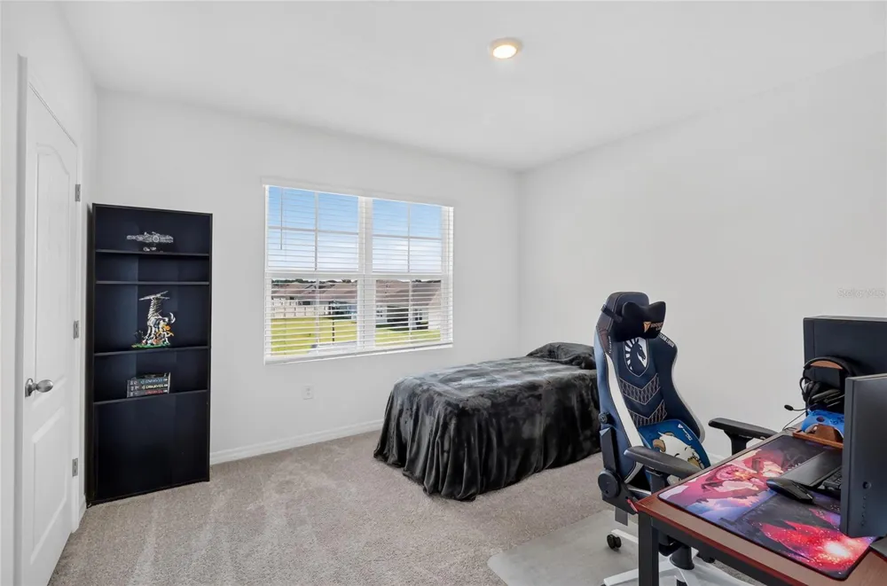 787 AUBURN GROVE CT. Auburndale, FL 33823