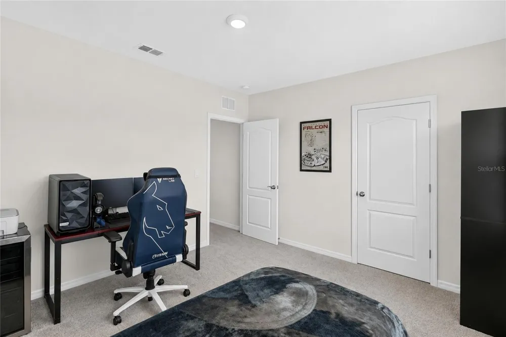 787 AUBURN GROVE CT. Auburndale, FL 33823