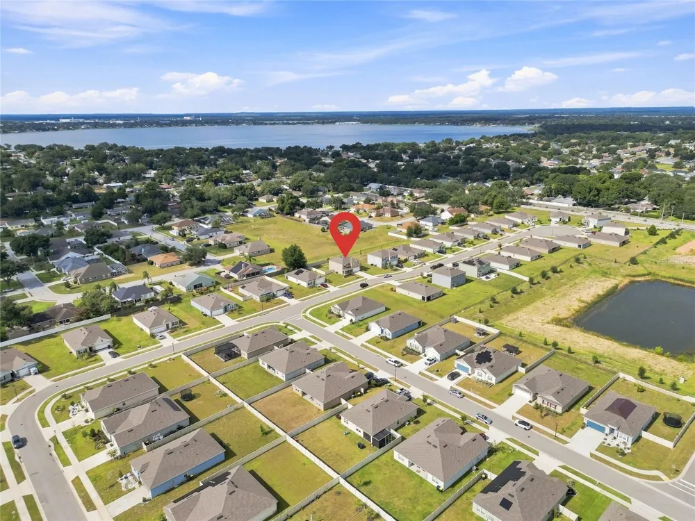 787 AUBURN GROVE CT. Auburndale, FL 33823