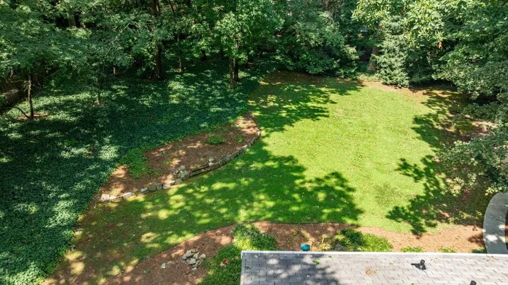 940 Hunterhill Drive Roswell, GA 30075