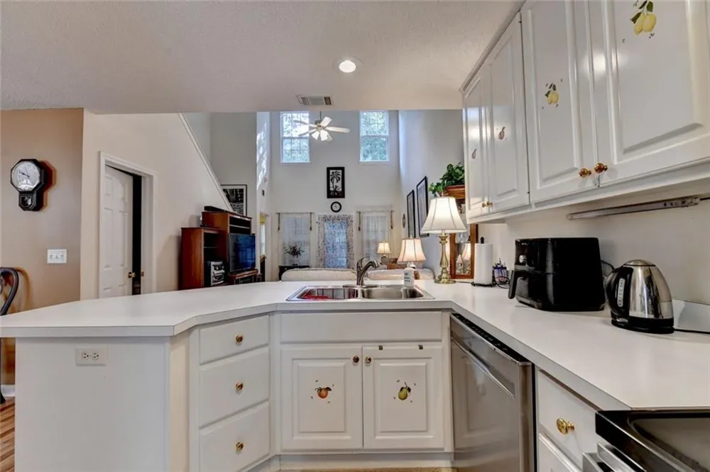 1145 Riverside Terrace Gainesville, GA 30501