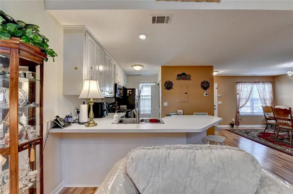 1145 Riverside Terrace Gainesville, GA 30501
