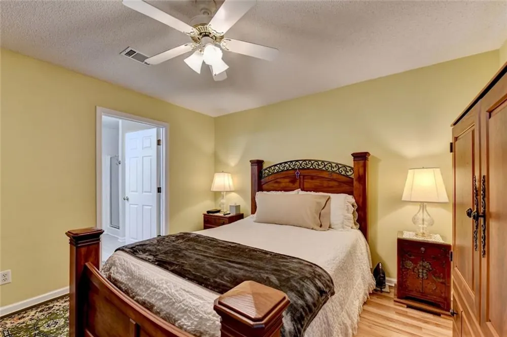1145 Riverside Terrace Gainesville, GA 30501