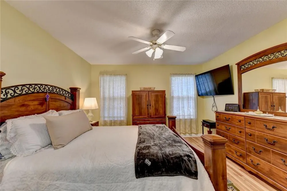 1145 Riverside Terrace Gainesville, GA 30501