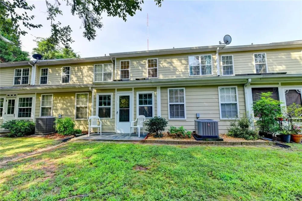 1145 Riverside Terrace Gainesville, GA 30501
