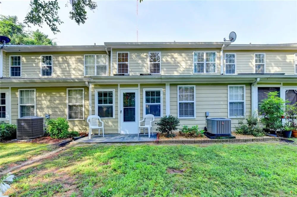 1145 Riverside Terrace Gainesville, GA 30501