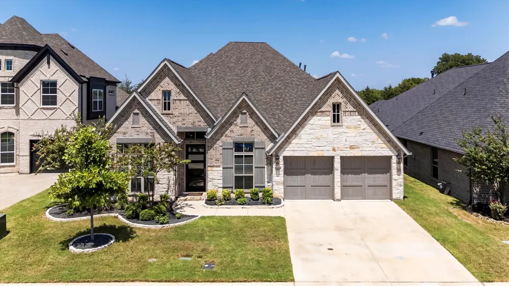 2825 Shane Drive Midlothian, TX 76065