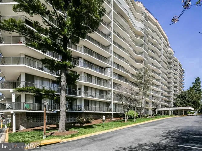 3333 UNIVERSITY BOULEVARD W #704 Kensington, MD 20895