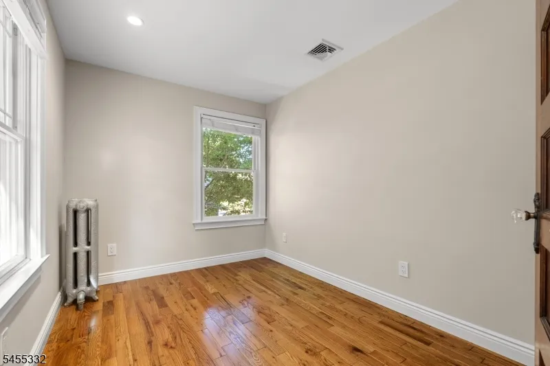 58 Wilts Ave Hillsdale, NJ 07642
