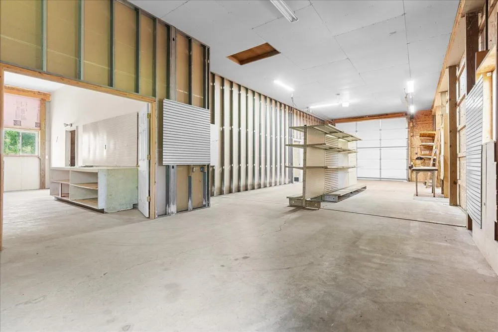 4874 E Grand River Avenue Portland, MI 48875