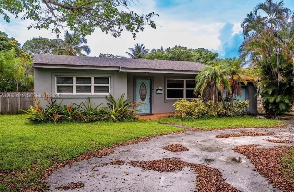 2842 Jackson St Hollywood, FL 33020