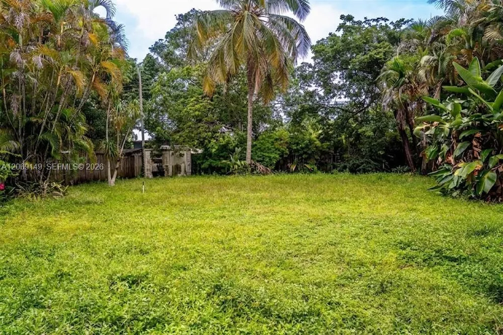 2842 Jackson St Hollywood, FL 33020
