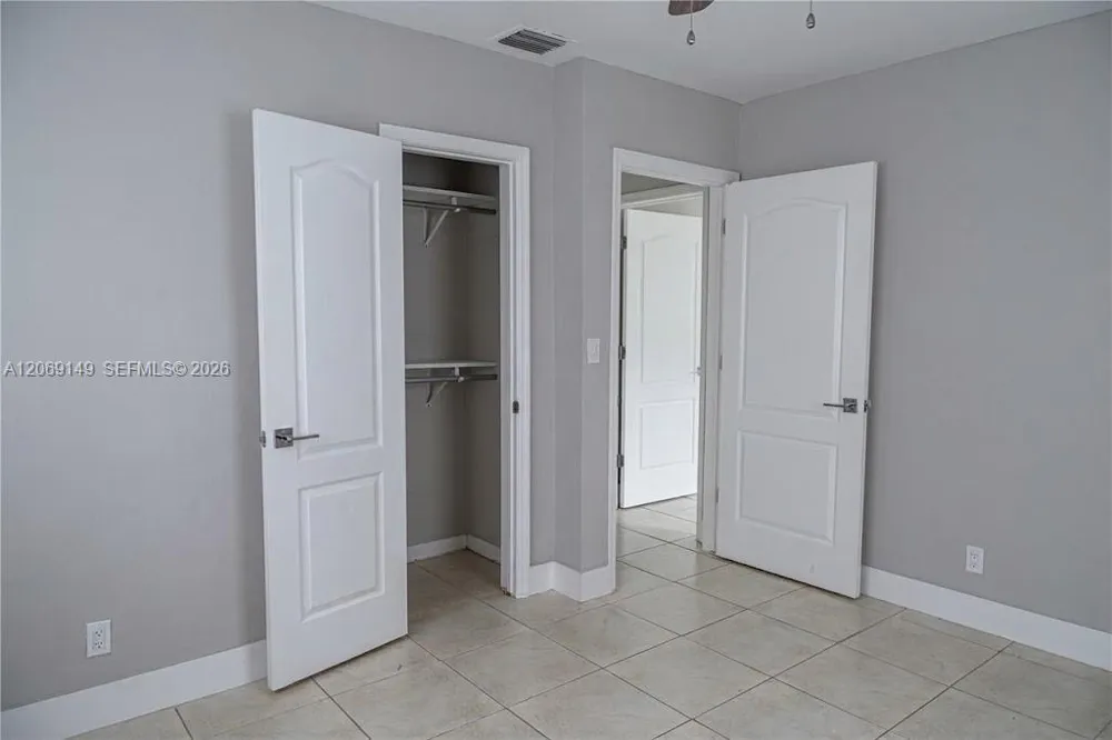 2842 Jackson St Hollywood, FL 33020