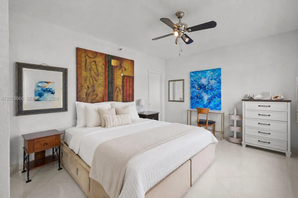 802 Euclid Ave #305 Miami Beach, FL 33139