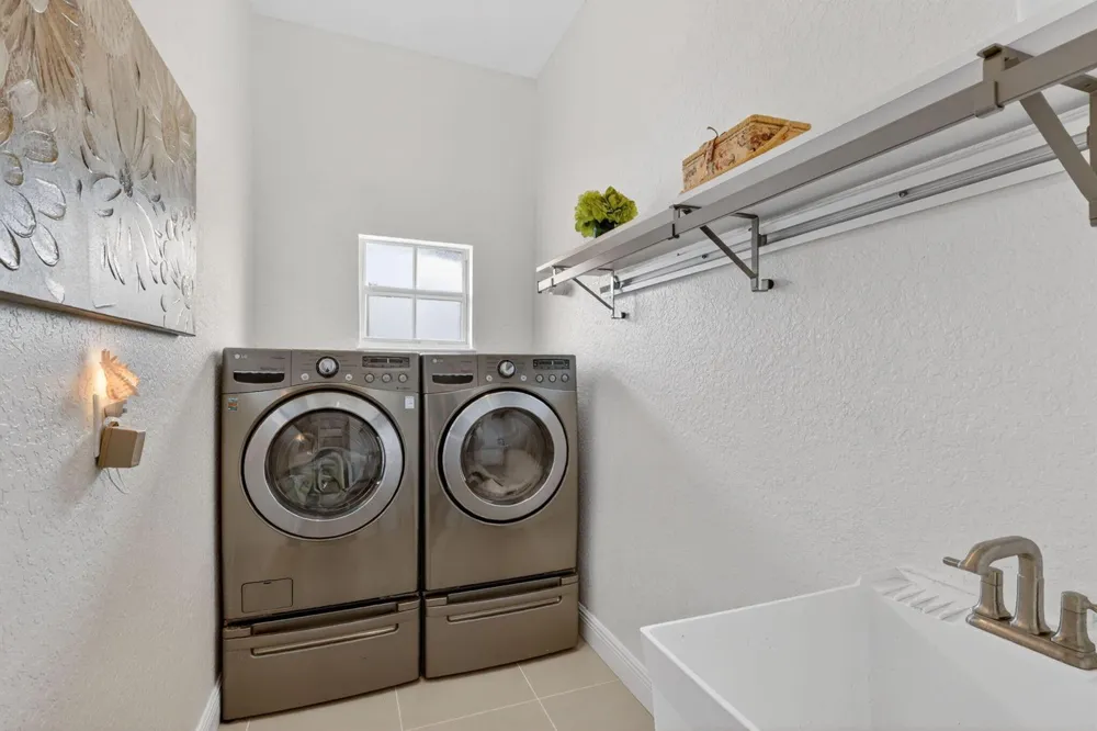 1711 SE Fairfield Street Port St. Lucie, FL 34983