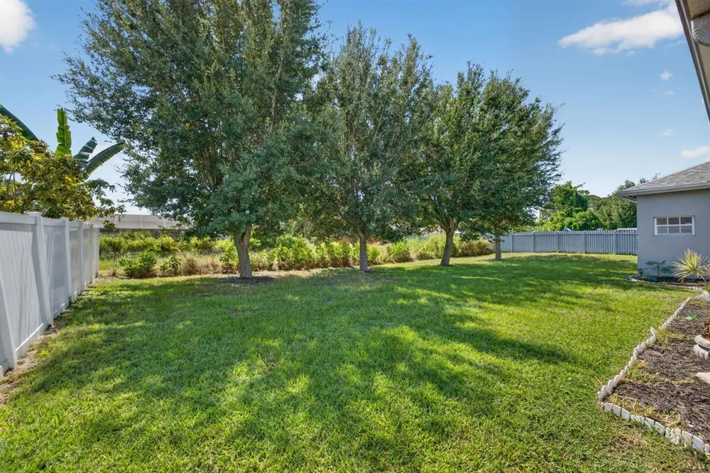 1711 SE Fairfield Street Port St. Lucie, FL 34983
