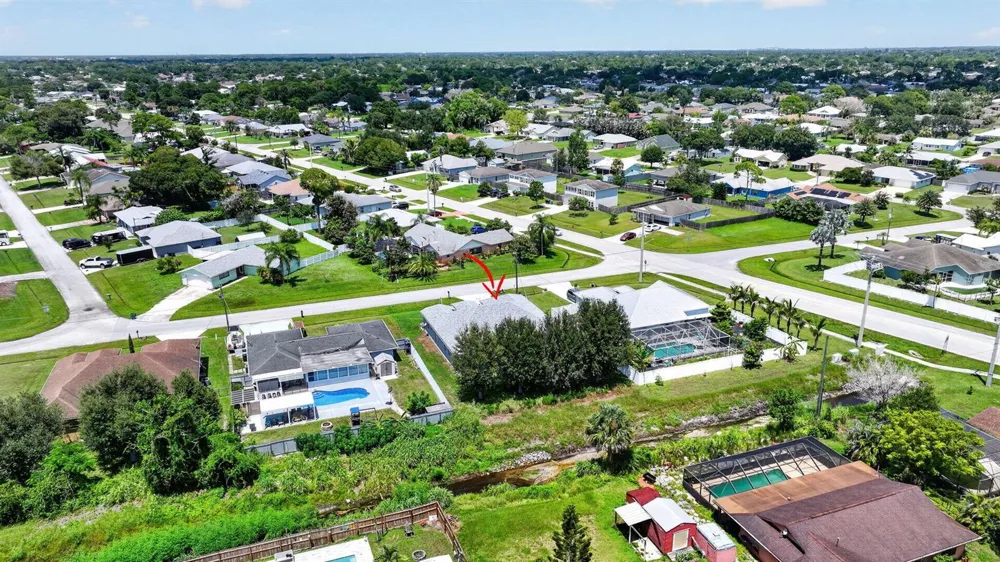 1711 SE Fairfield Street Port St. Lucie, FL 34983