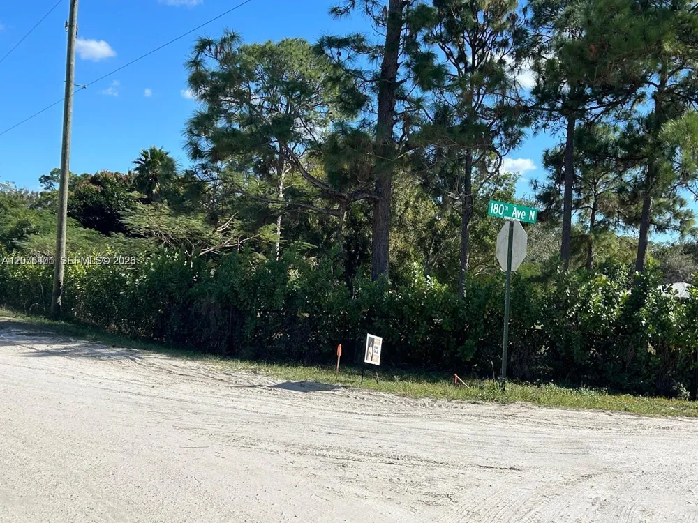 17924 50th St Loxahatchee, FL 33470