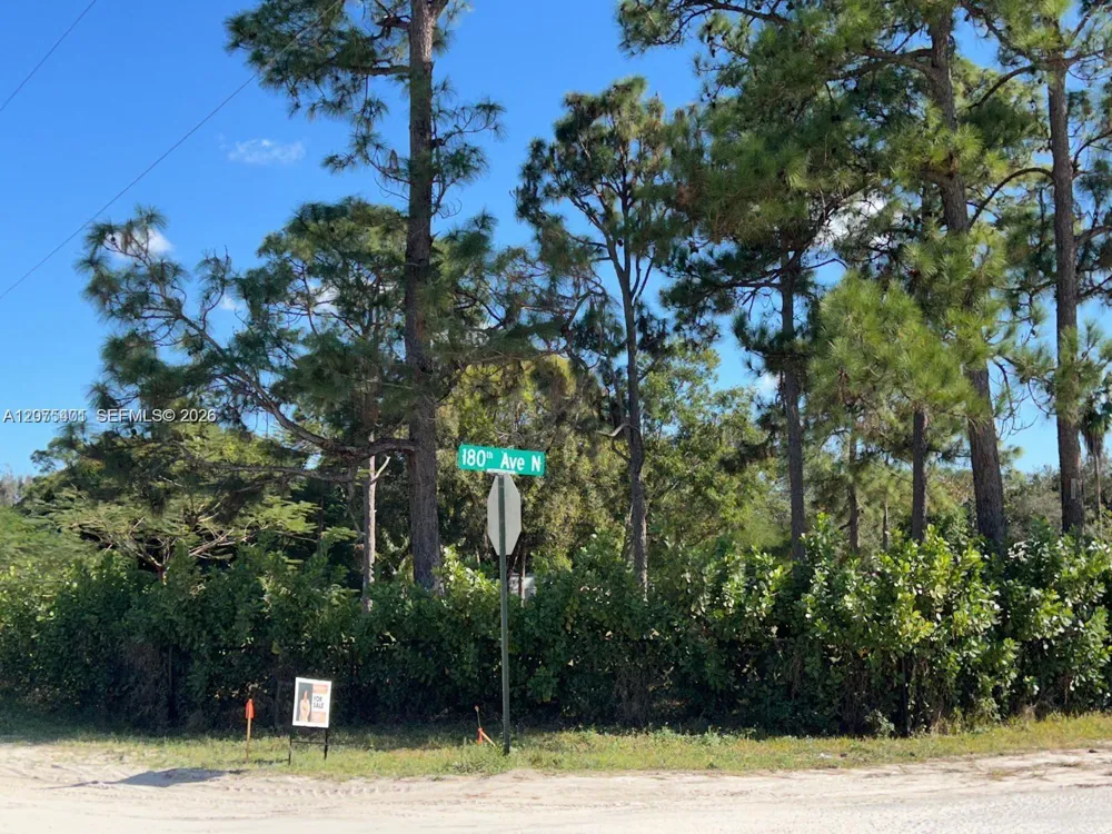 17924 50th St Loxahatchee, FL 33470