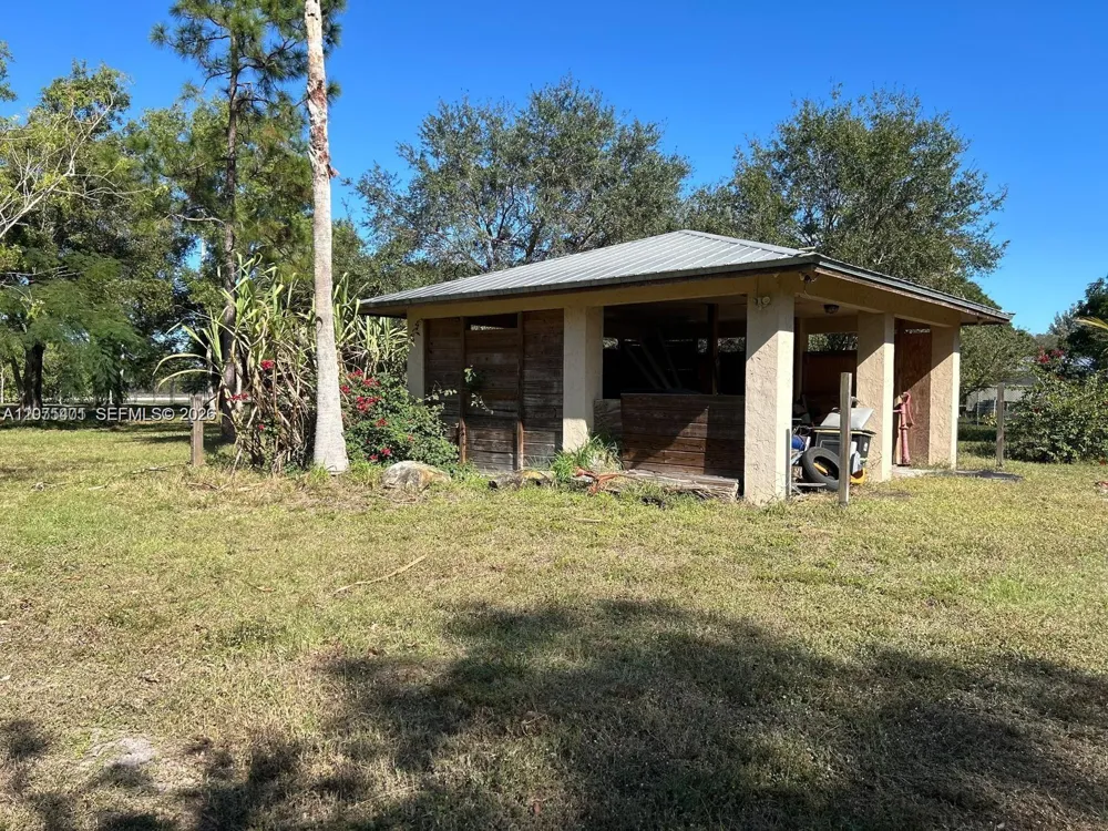 17924 50th St Loxahatchee, FL 33470