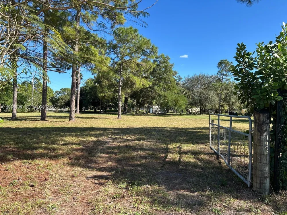 17924 50th St Loxahatchee, FL 33470