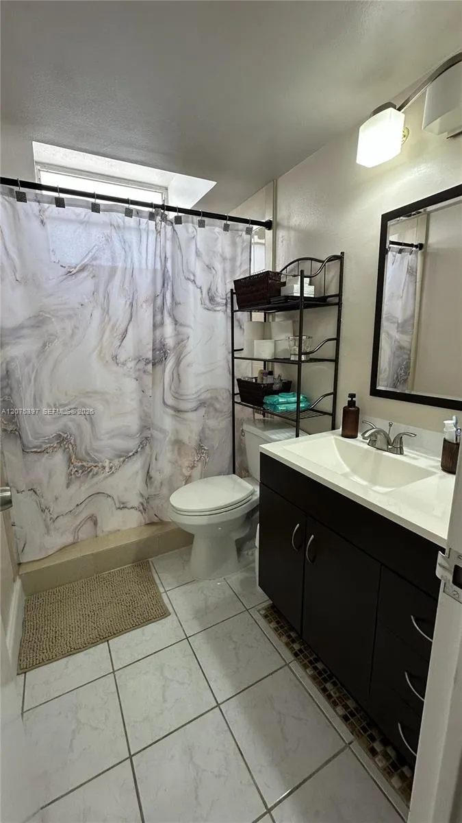 1913 S Ocean Dr #419 Hallandale Beach, FL 33009