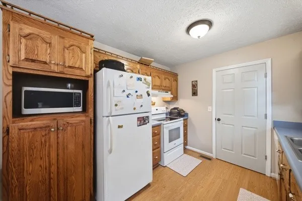3043 Easy Goer Ln Greenbrier, TN 37073