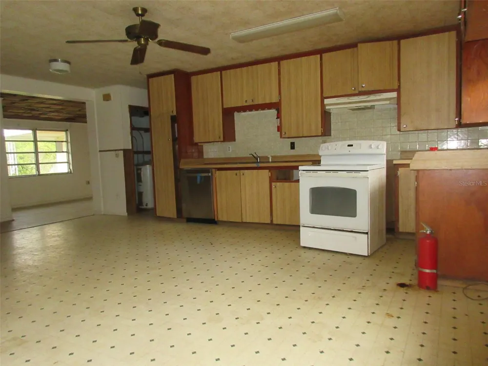 11639 HUGGINS STREET Leesburg, FL 34788
