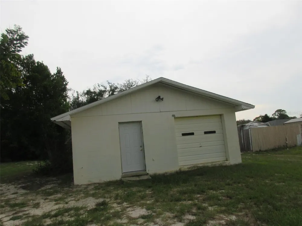 11639 HUGGINS STREET Leesburg, FL 34788