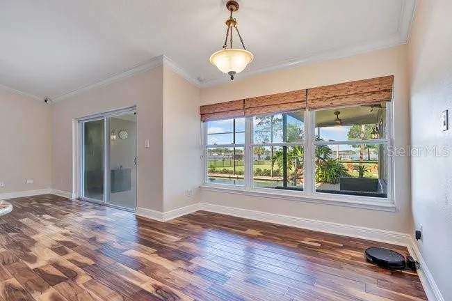 4512 BRIDGEWATER DRIVE Orlando, FL 32817