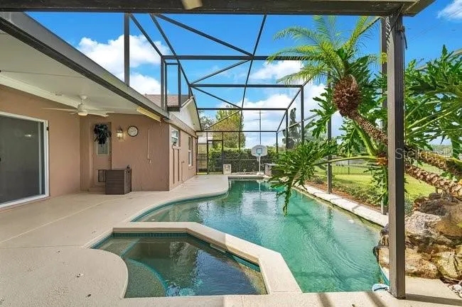 4512 BRIDGEWATER DRIVE Orlando, FL 32817