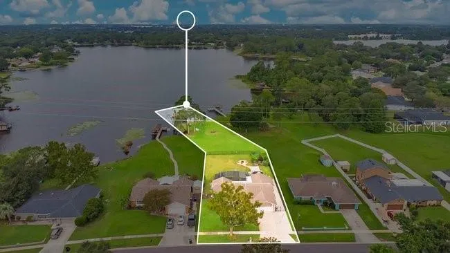 4512 BRIDGEWATER DRIVE Orlando, FL 32817