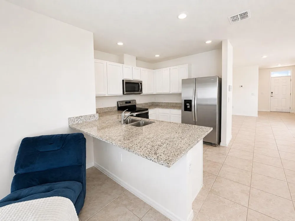 3648 SUNGROVE CIRCLE Sanford, FL 32771