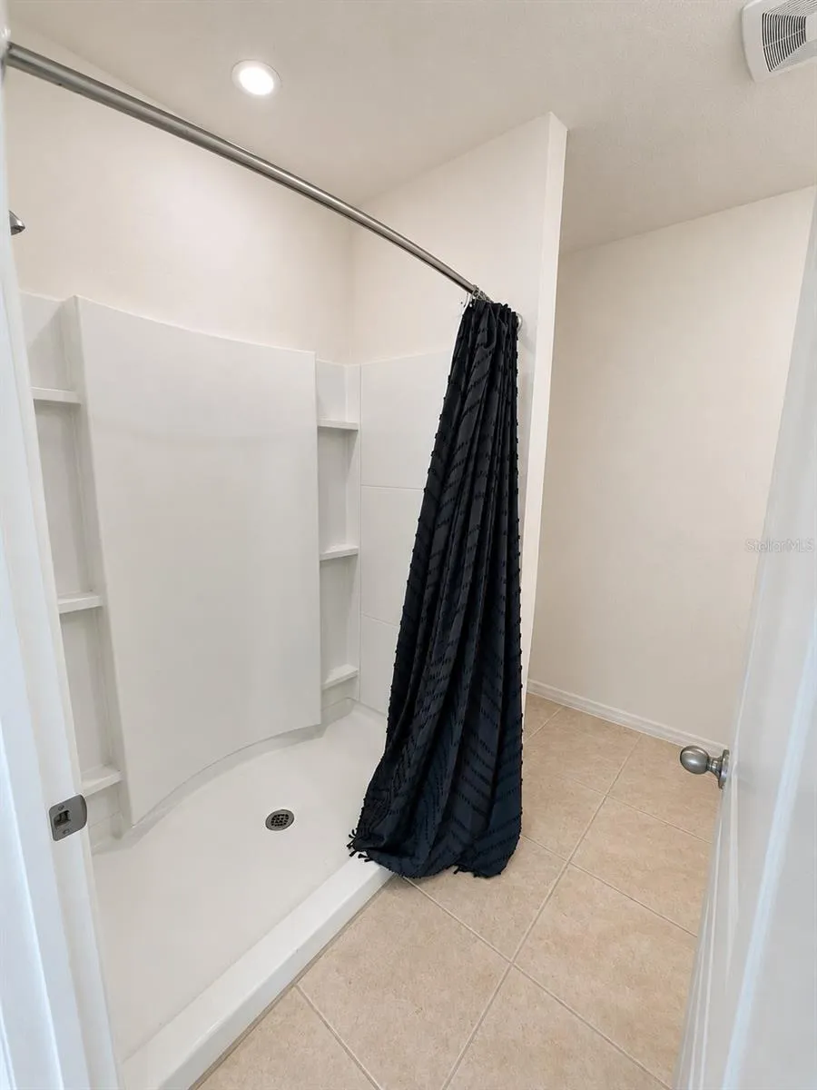3648 SUNGROVE CIRCLE Sanford, FL 32771