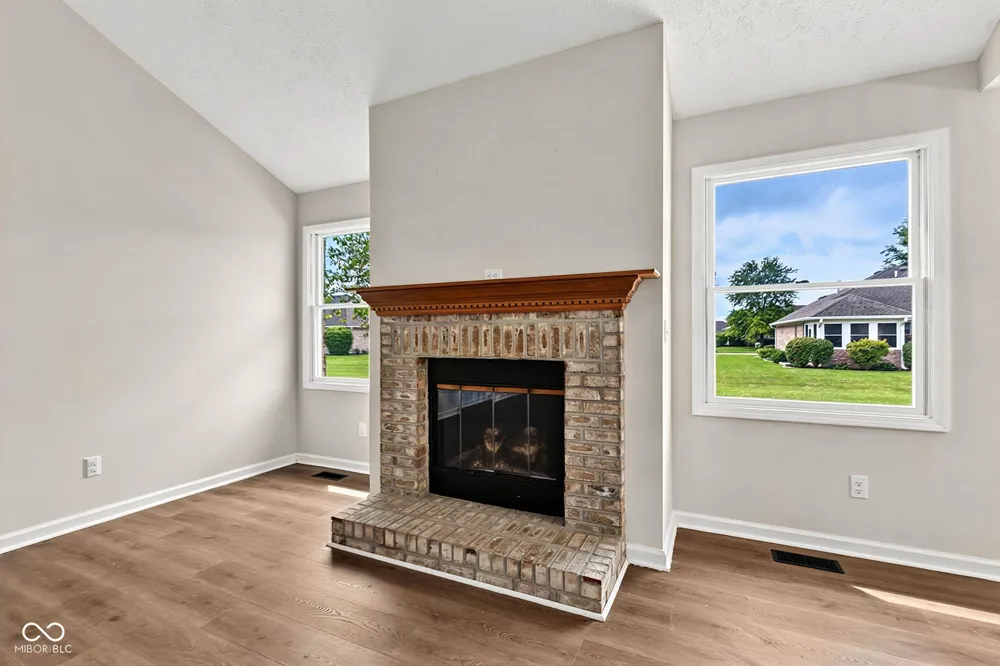 1131 Brunes Boulevard Brownsburg, IN 46112