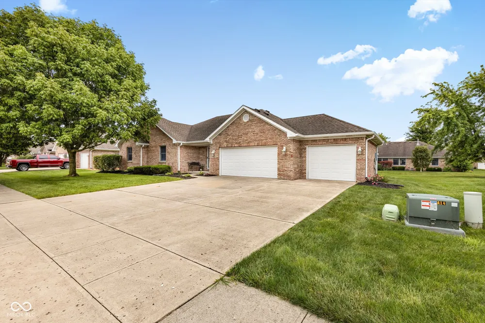 1131 Brunes Boulevard Brownsburg, IN 46112