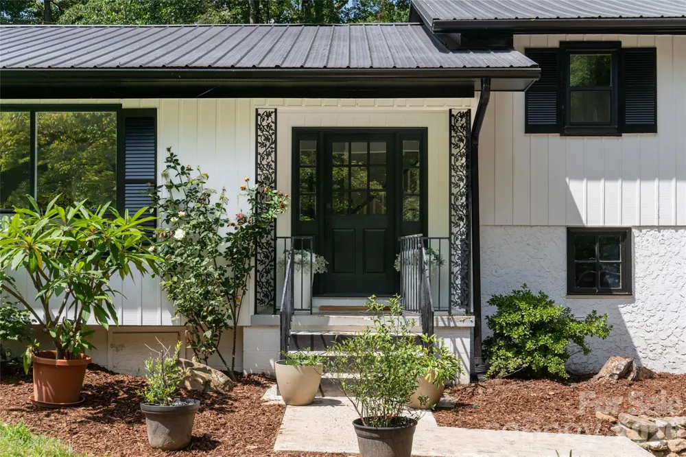 360 Pinners Cove Road Asheville, NC 28803