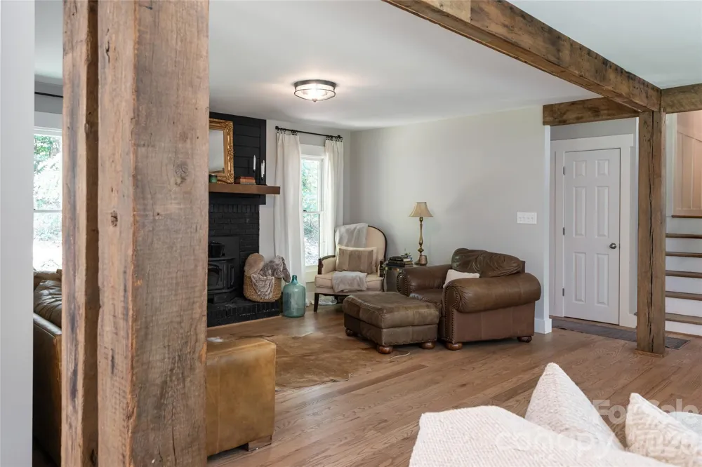 360 Pinners Cove Road Asheville, NC 28803