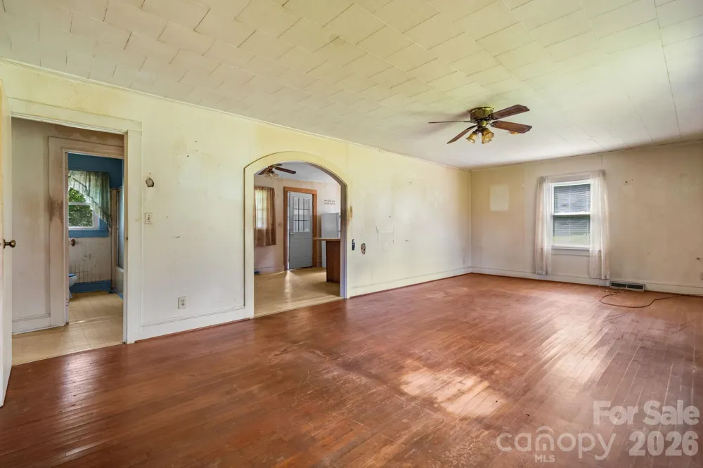 2656 Barrier Loop Morganton, NC 28655