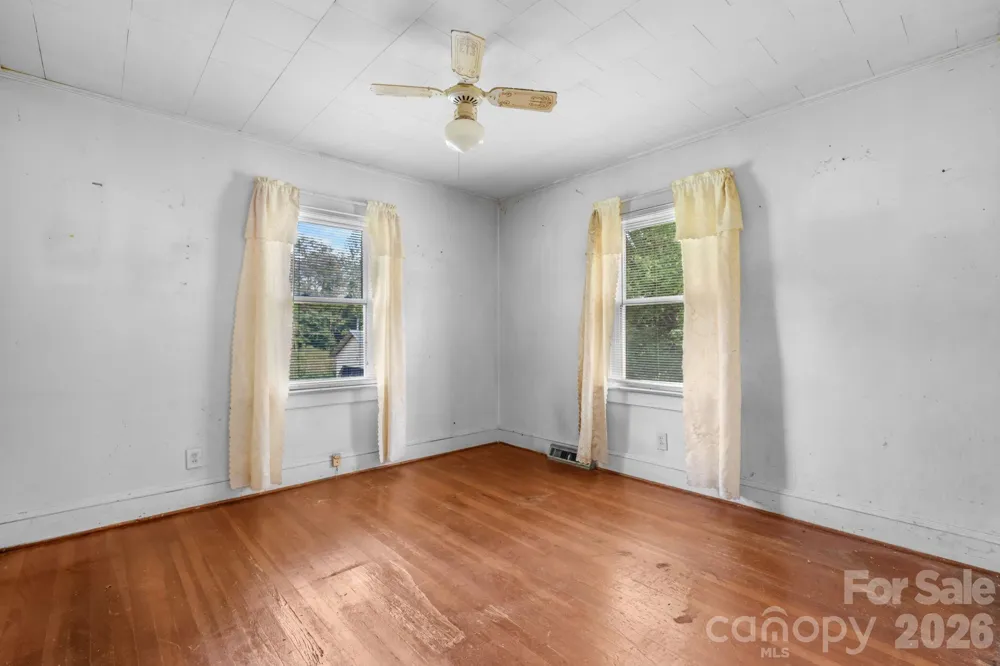 2656 Barrier Loop Morganton, NC 28655