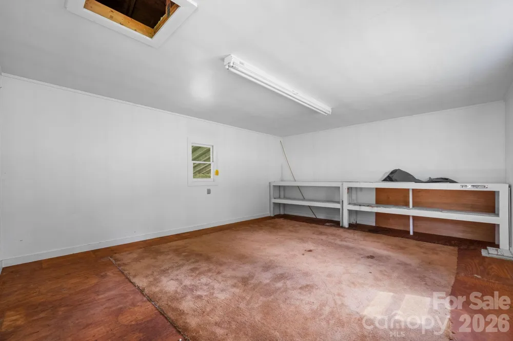 2656 Barrier Loop Morganton, NC 28655