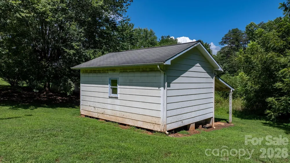 2656 Barrier Loop Morganton, NC 28655