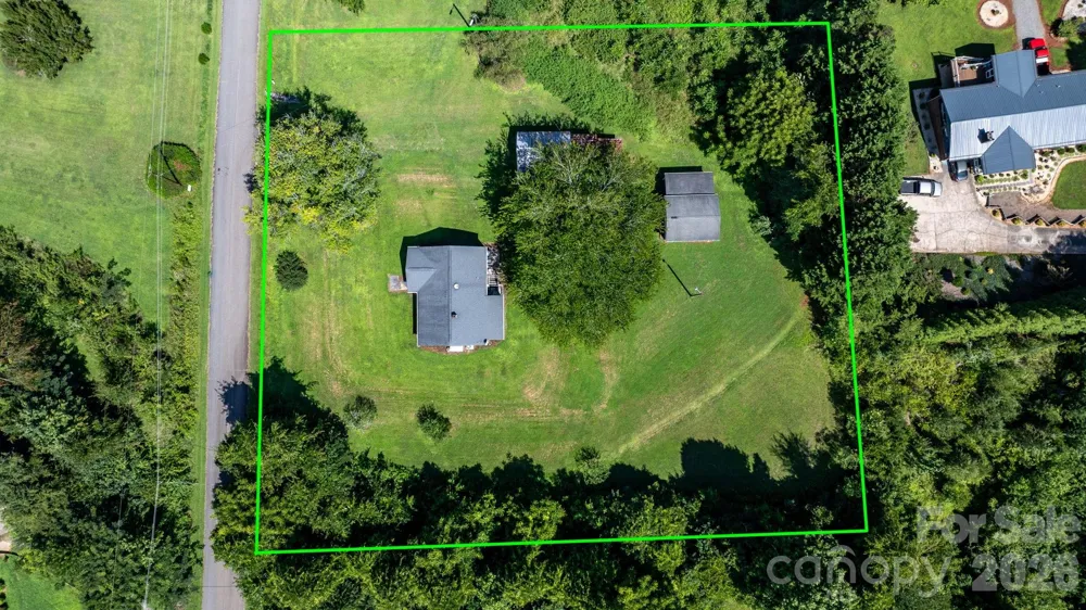 2656 Barrier Loop Morganton, NC 28655