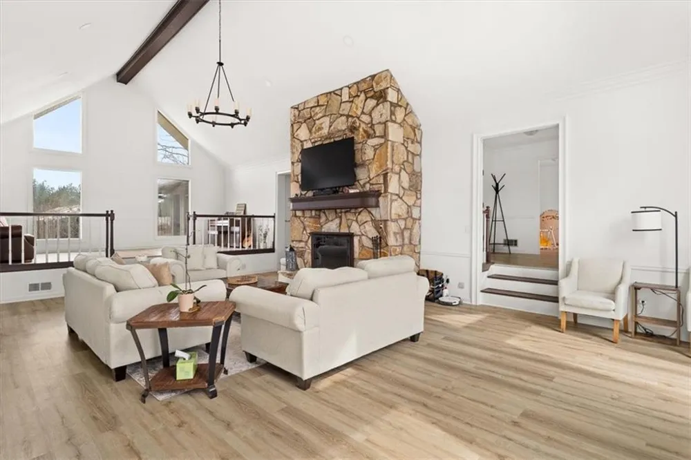 589 Cooper Road Loganville, GA 30052