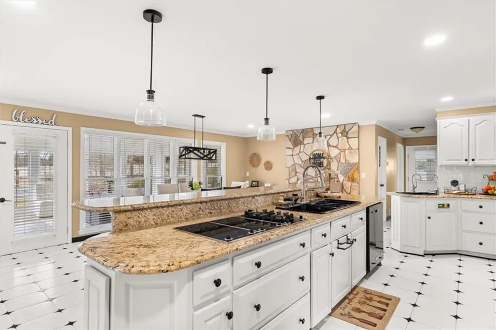 589 Cooper Road Loganville, GA 30052