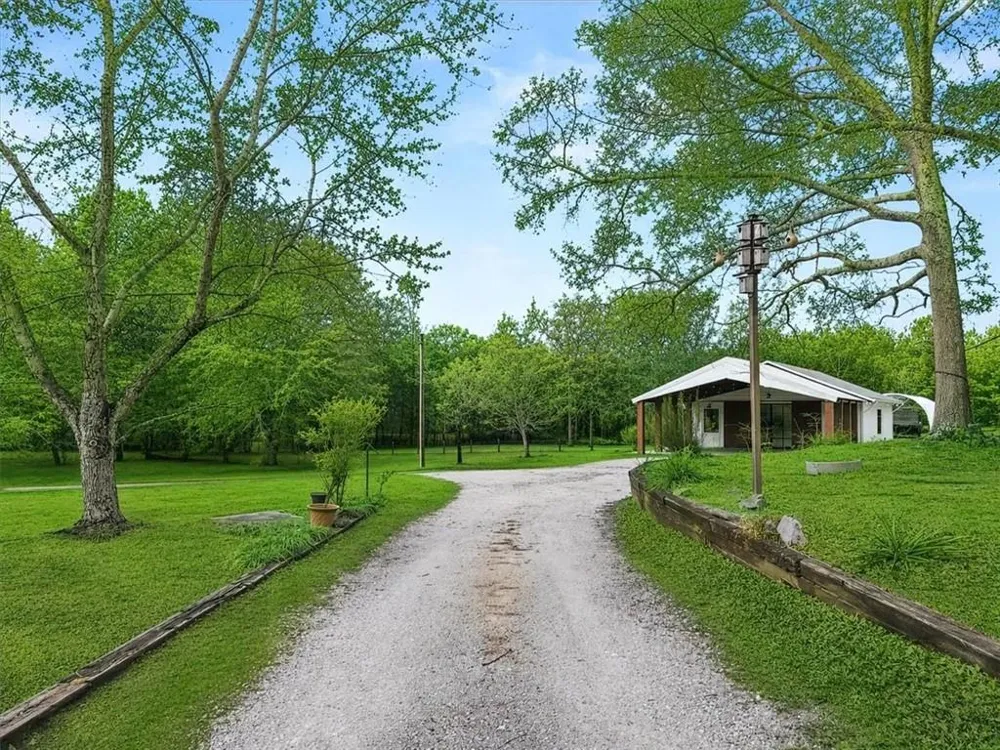 589 Cooper Road Loganville, GA 30052