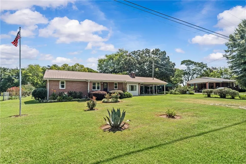 2342 Washington Highway Elberton, GA 30635