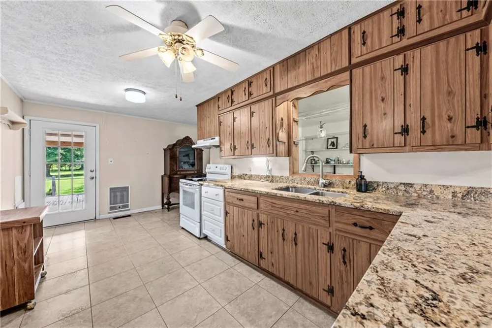 2342 Washington Highway Elberton, GA 30635