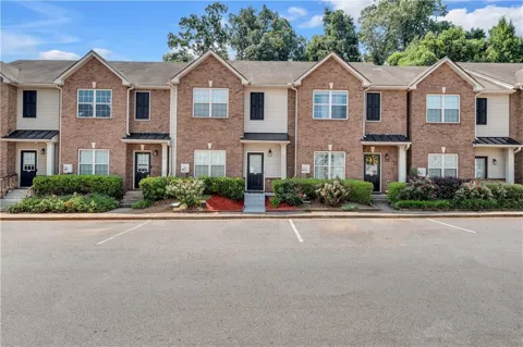 2827 Creek Bottom Court